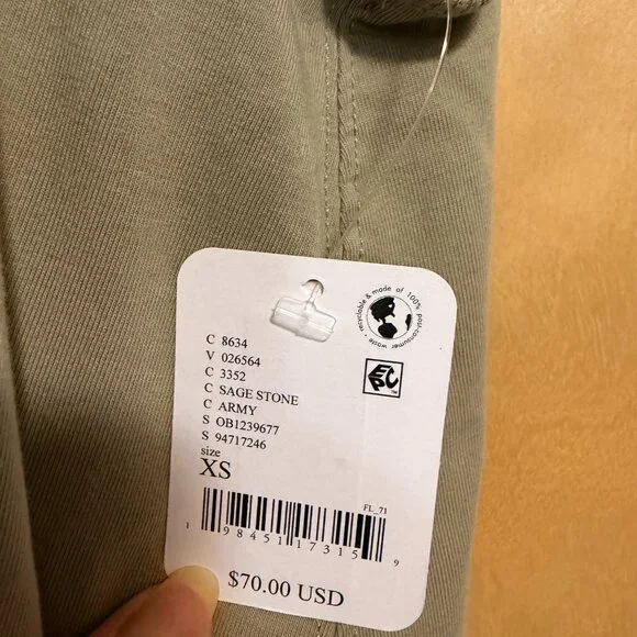 Hot Shot Onesie - NWT - Sage Stone / Army Green - XS - Picture 7 of 7